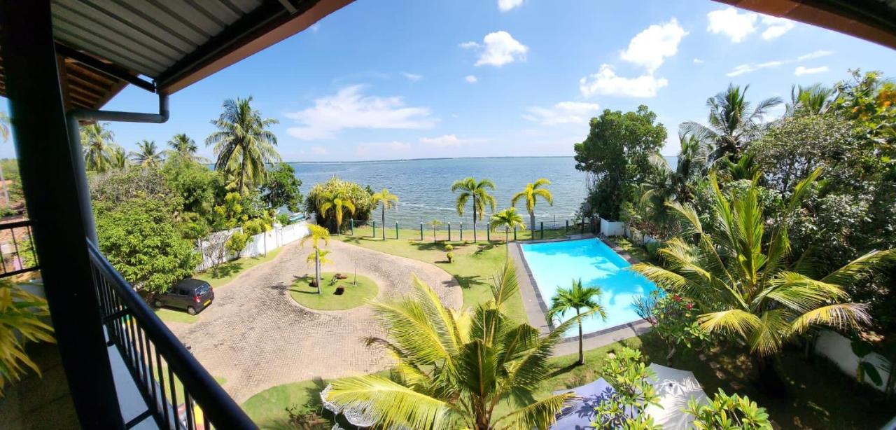 Rainbow Lagoon Resort Negombo Ngoại thất bức ảnh