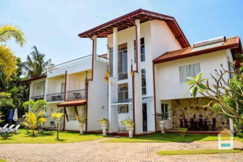 Rainbow Lagoon Resort Negombo Ngoại thất bức ảnh
